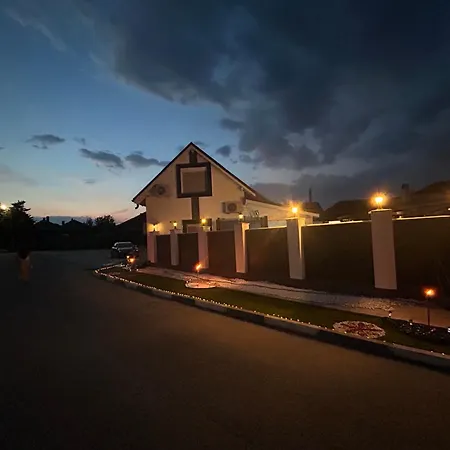 Сasa de vacaciones Garkov Hause Gigen